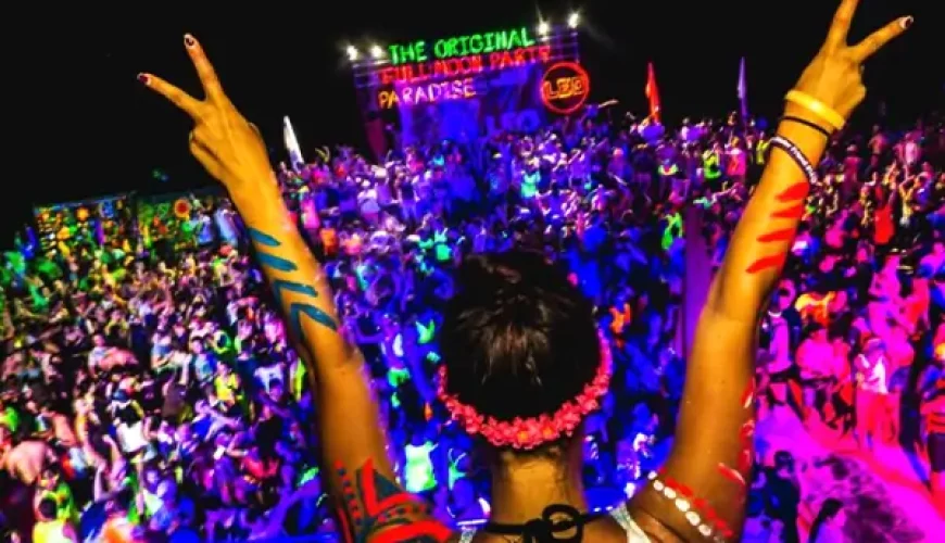 Full Moon Party in Koh Phangan: Transfers, Tickets, and Dates